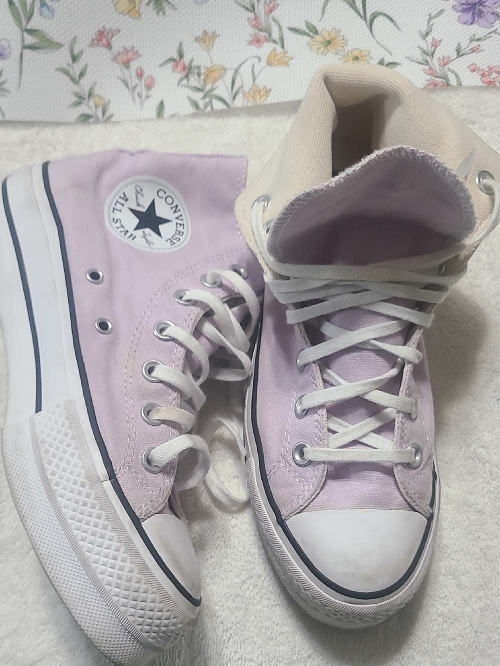 Converse High Top Sneakers - Light Lavender & Cream